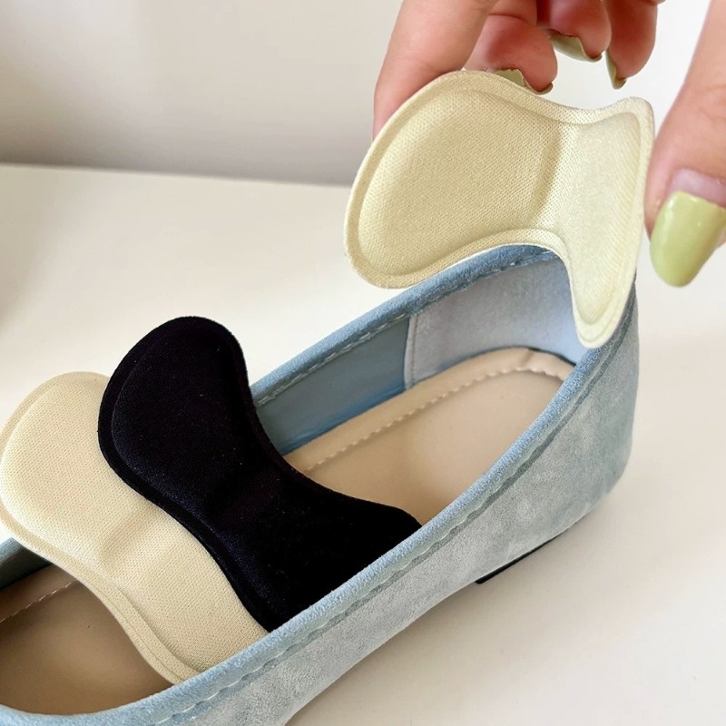 Samoprzylepne gąbkowe nakładki – Sneakers Care recenzja i cena
